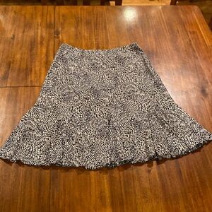 Briggs New York skirt